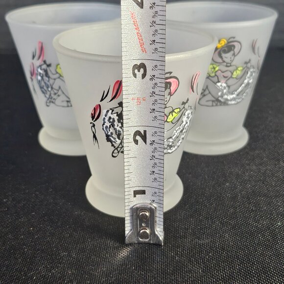 Vintage.1950s Frosted Fad Studios Set of 3 Shot Measuring Glasses Can Can Girls - Picture 8 of 9